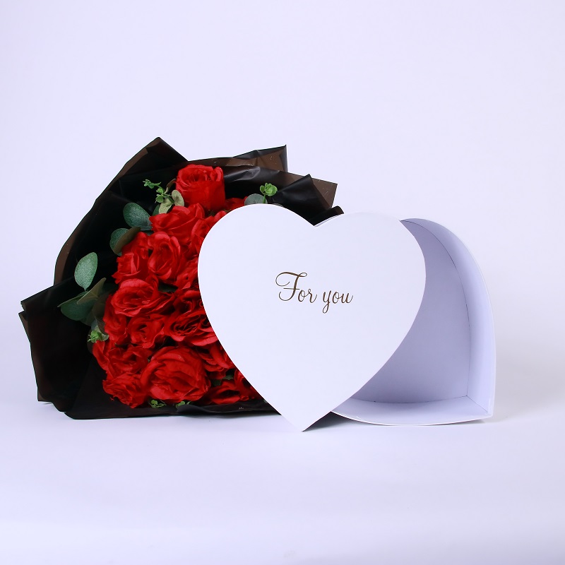 Corazon Sorpresa - Caja Negra – Vazquez Flowers