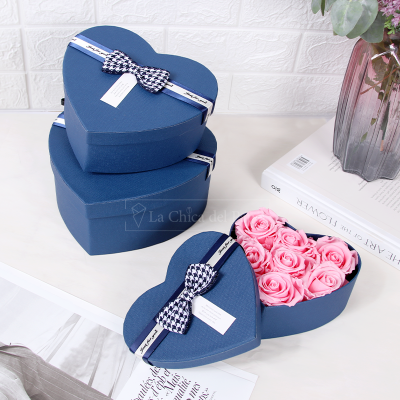 CAJAS FLORALES EN FORMA DE CORAZÓN